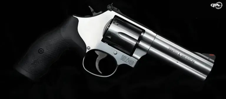 Smith & Wesson 686