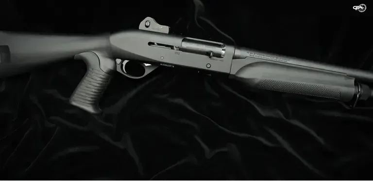 Close up picture of a Benelli M2