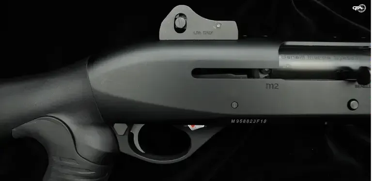 Close up picture of the Benelli M2's sight
