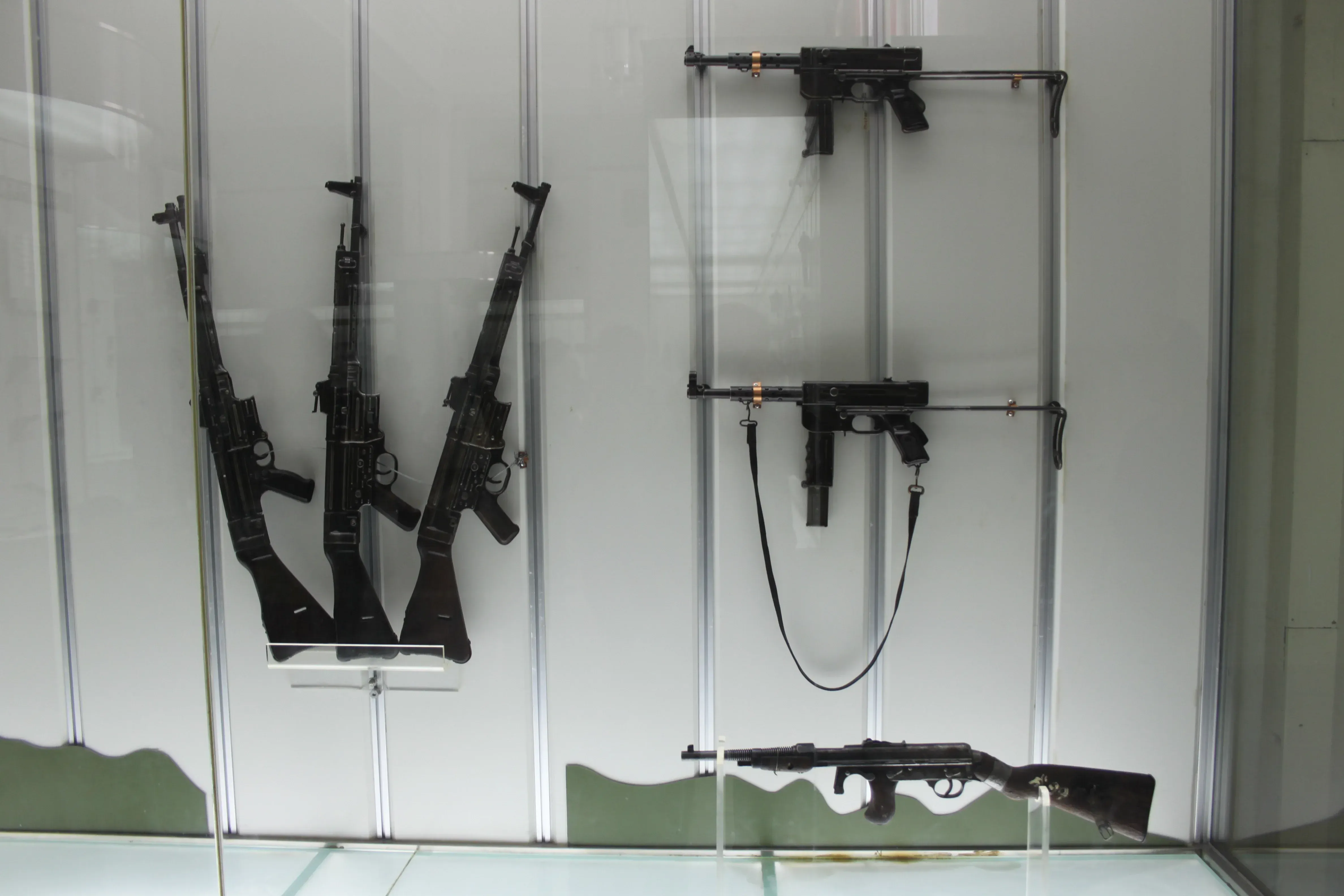 Vintage guns on display