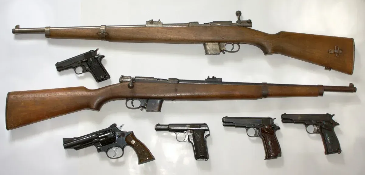 Vintage guns on display
