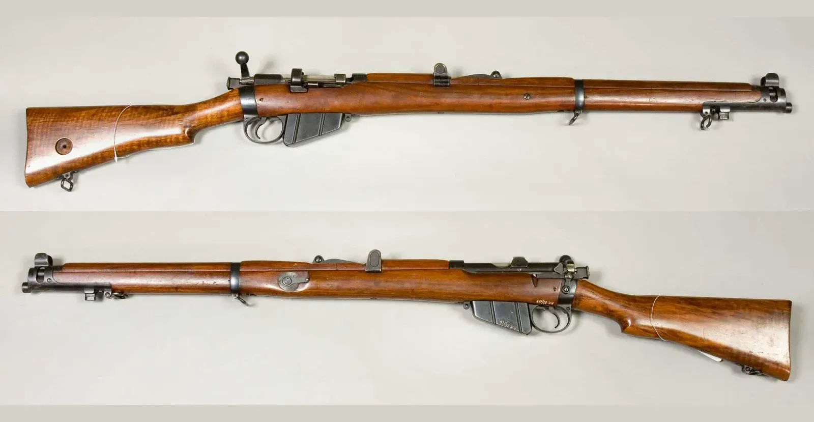 Lee Enfield flat lay left and right