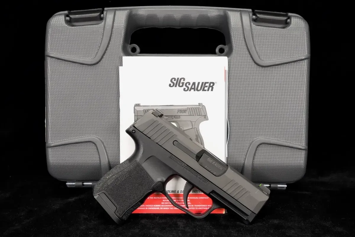 SIG Sauer P365 9mm pistol