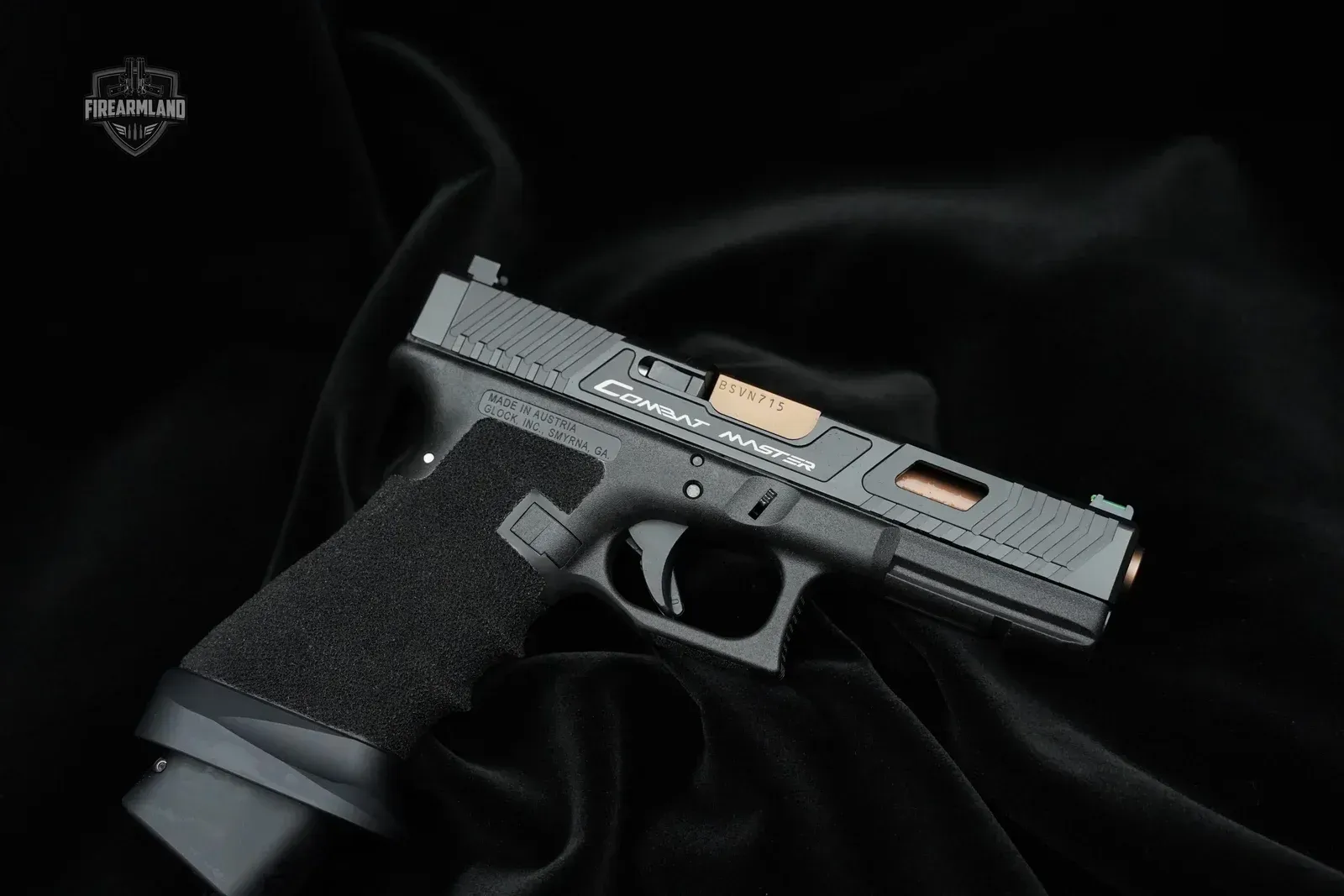 Tactical Combat Master Pistol, auction photo